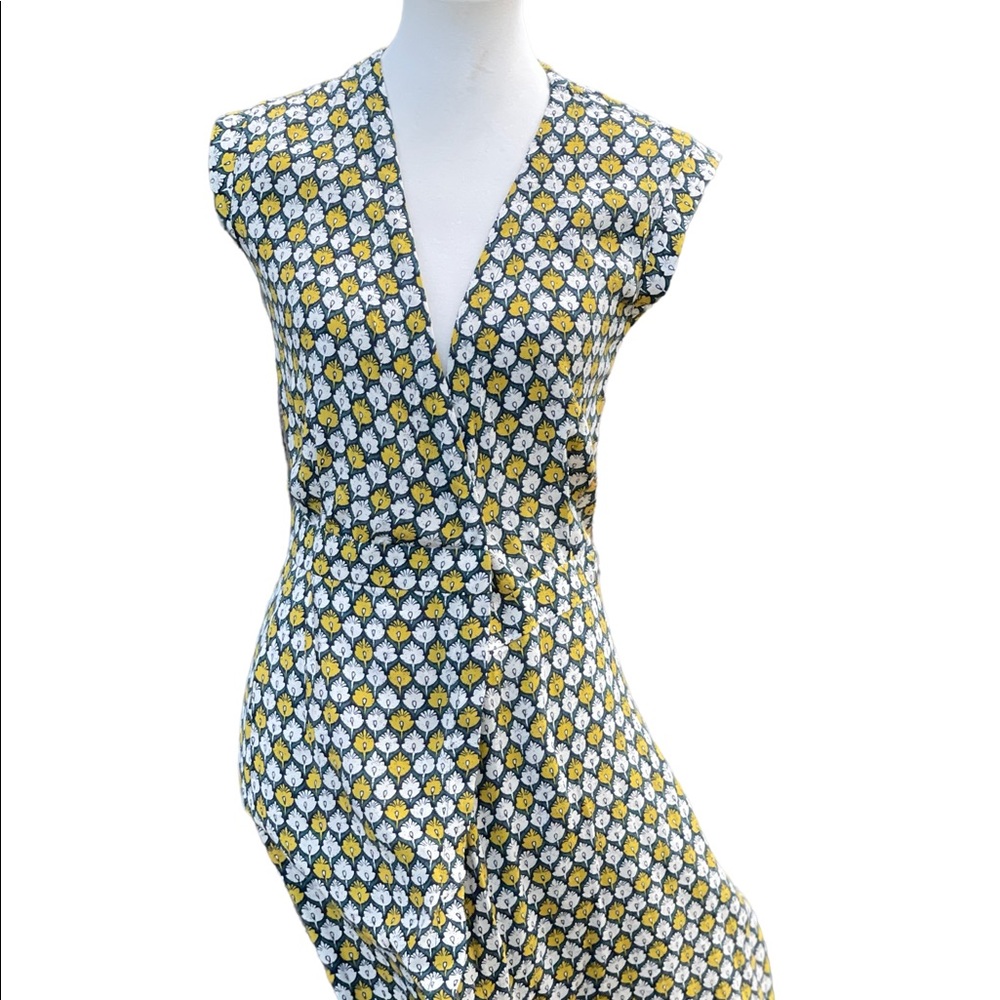 H&M Faux wrap V neck floral dress size 6